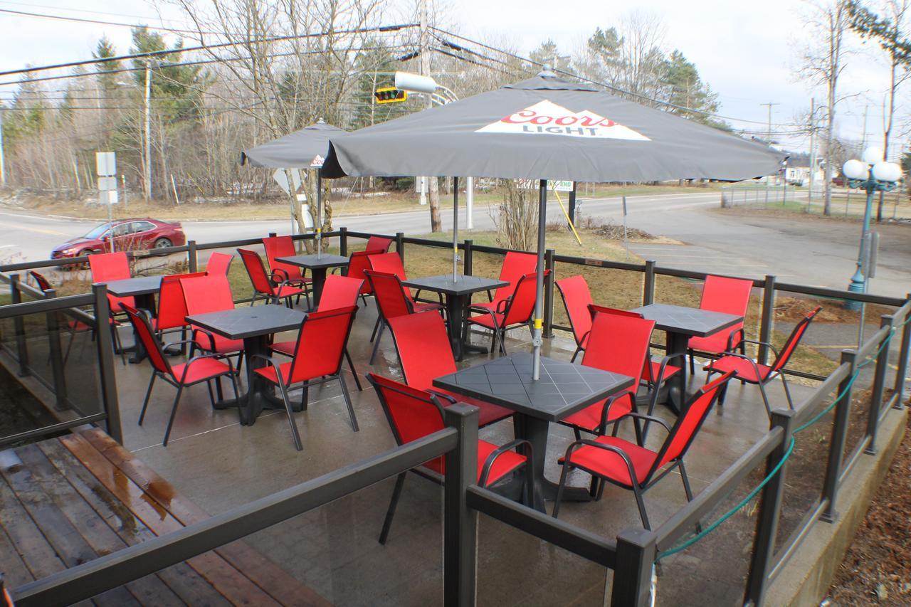 Auberge Valcartier Saint-Gabriel-De-Valcartier Eksteriør bilde