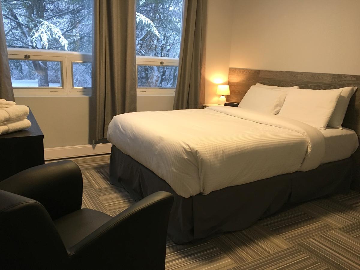 Auberge Valcartier Saint-Gabriel-De-Valcartier Eksteriør bilde