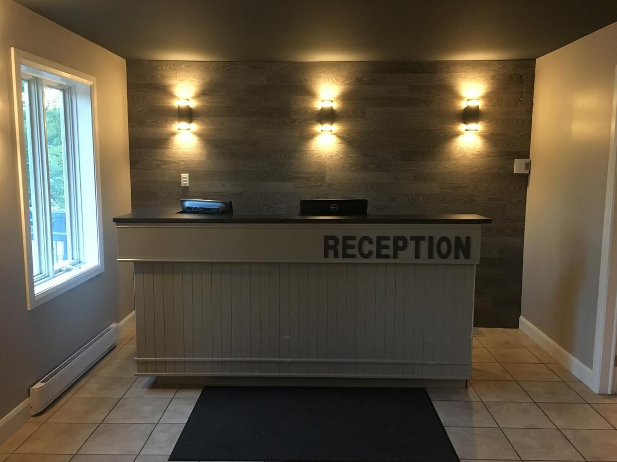 Auberge Valcartier Saint-Gabriel-De-Valcartier Eksteriør bilde