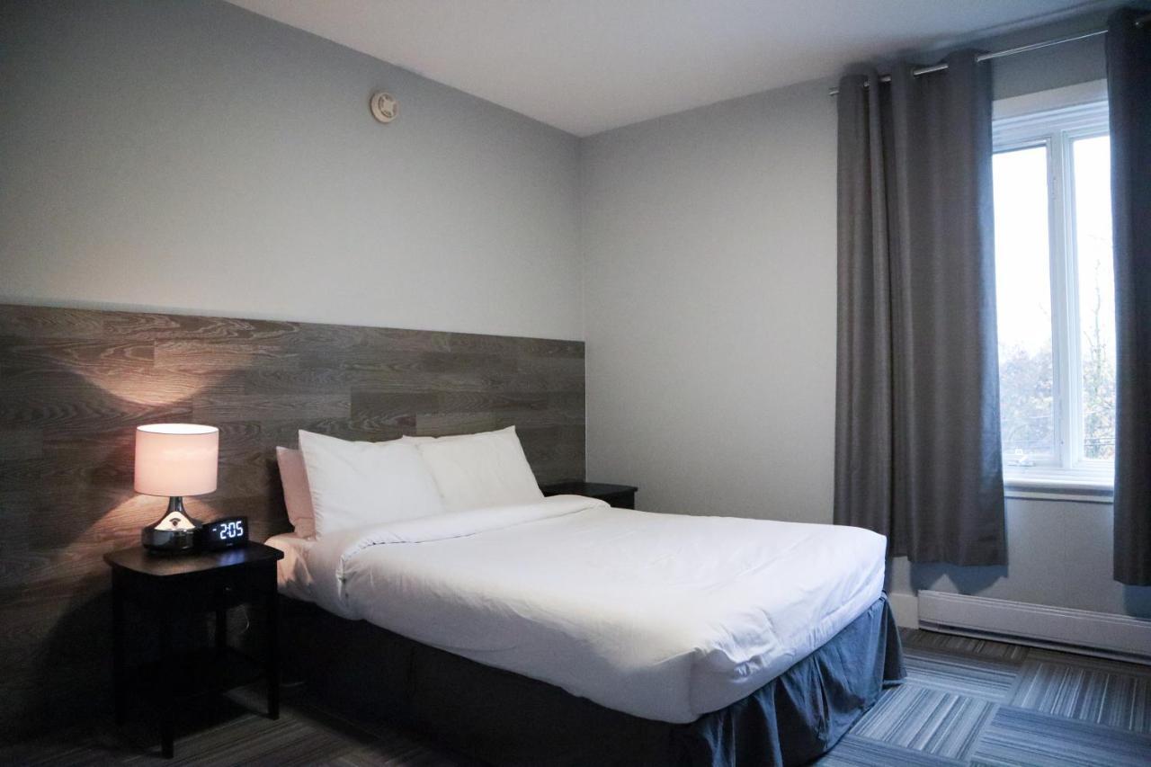 Auberge Valcartier Saint-Gabriel-De-Valcartier Eksteriør bilde